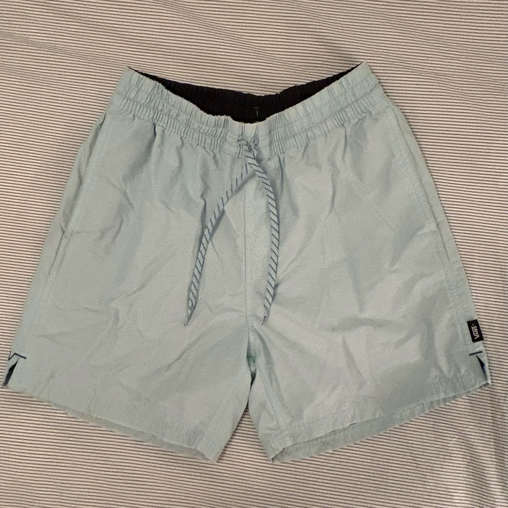 Vans Primary Solid Elastic 17'' Boardshorts Men’s Small. Light blue.